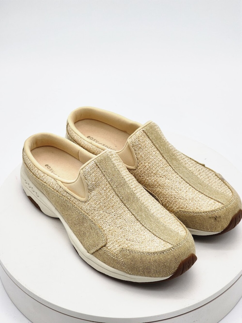 Easy Spirit Travel Time Women’s 7.5 M Gold Metallic Slip-On Walking Clogs Mules